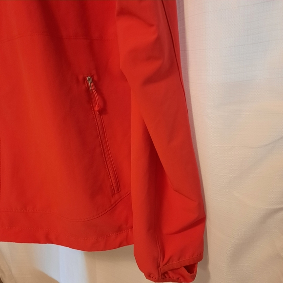 Eddie Bauer Women's Bold Red Ski Jacket - Picture 10 of 12